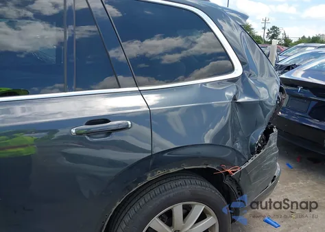 2016 Volvo Xc90 T6 Momentum z USA, uszkodzony, nr VIN YV4A22PKXG1069975